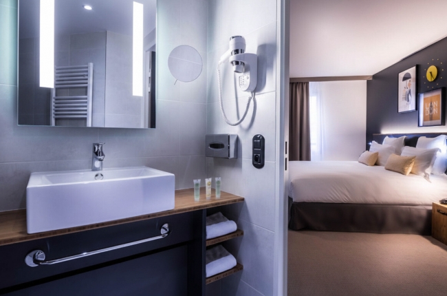 Best Western Plus Suitcase Paris - La D&eacute;fense : Chambre