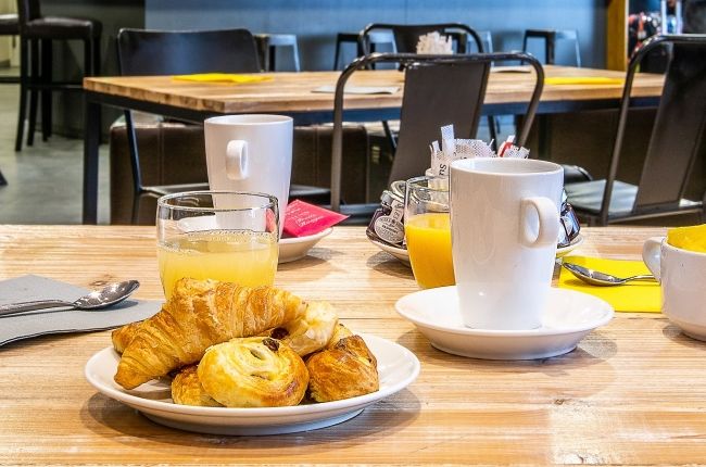 Hôtel Best Western Plus Suitcase Paris - La Défense : Petit-déjeuner Express